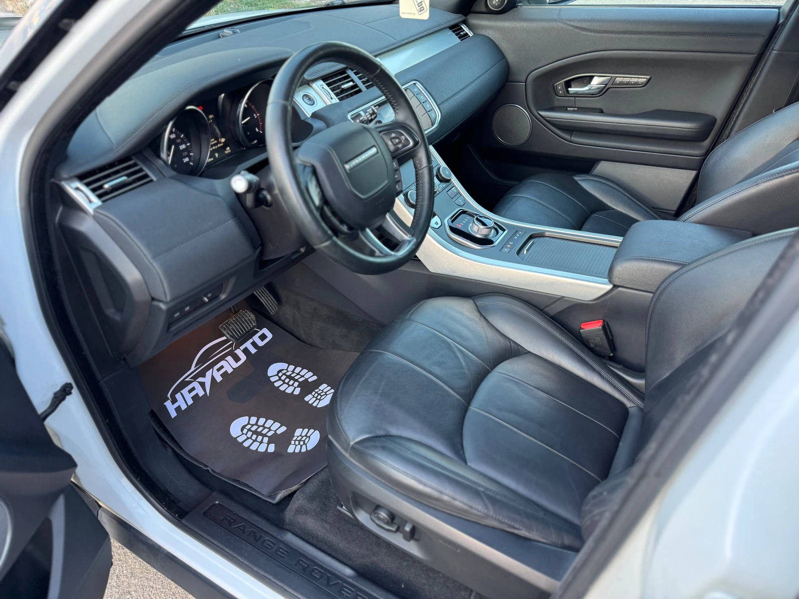Land Rover Range Rover Evoque 2.0L= TD4= 4WD= FACELIFT= KEYLESS= LANE KEEP= BLIN - изображение 9
