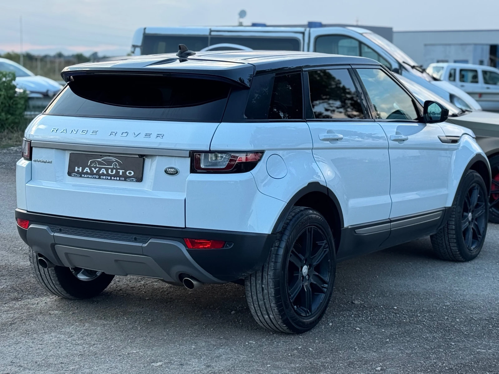 Land Rover Range Rover Evoque 2.0L= TD4= 4WD= FACELIFT= KEYLESS= LANE KEEP= BLIN - изображение 5