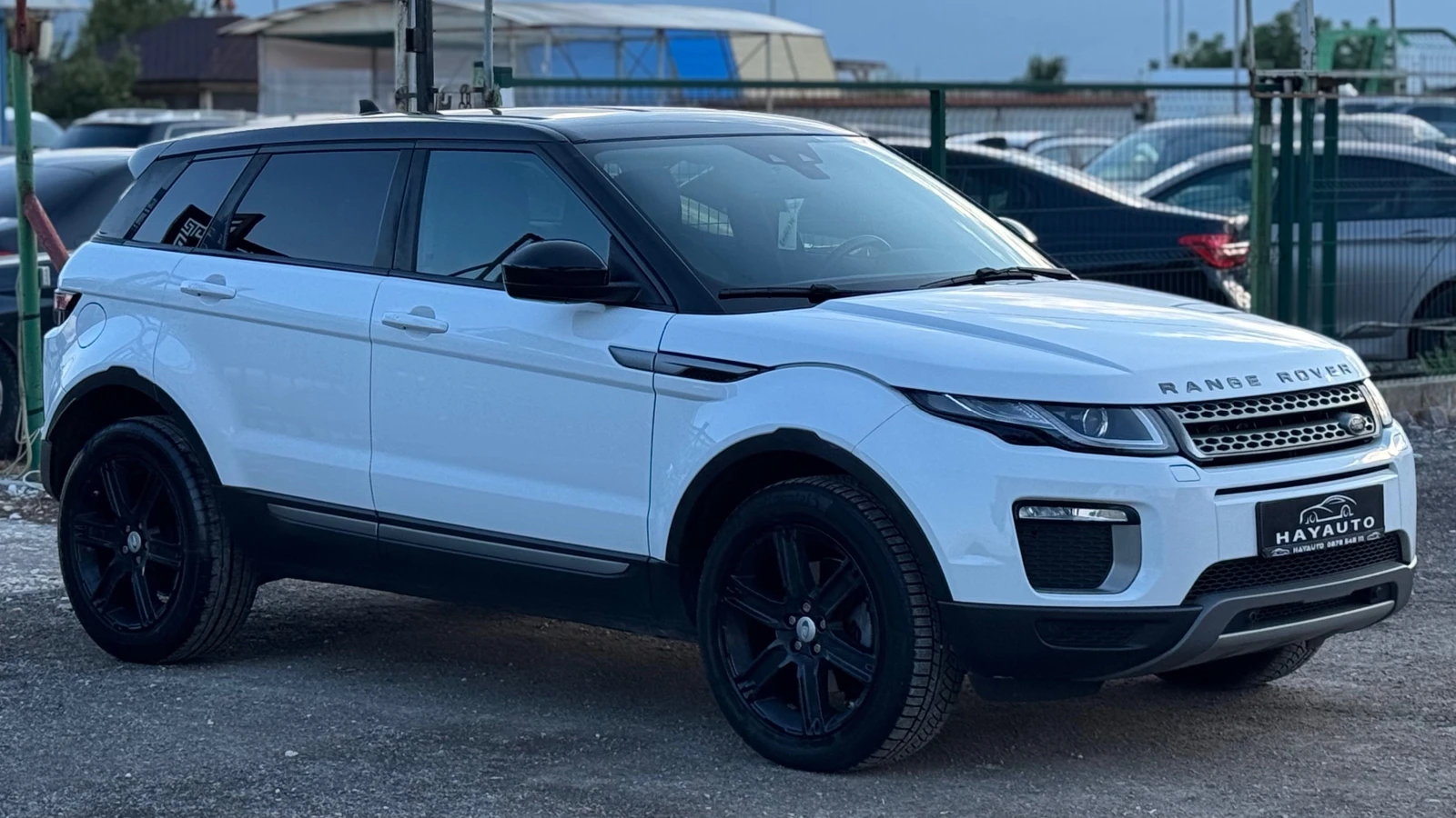 Land Rover Range Rover Evoque 2.0L= TD4= 4WD= FACELIFT= KEYLESS= LANE KEEP= BLIN - изображение 3