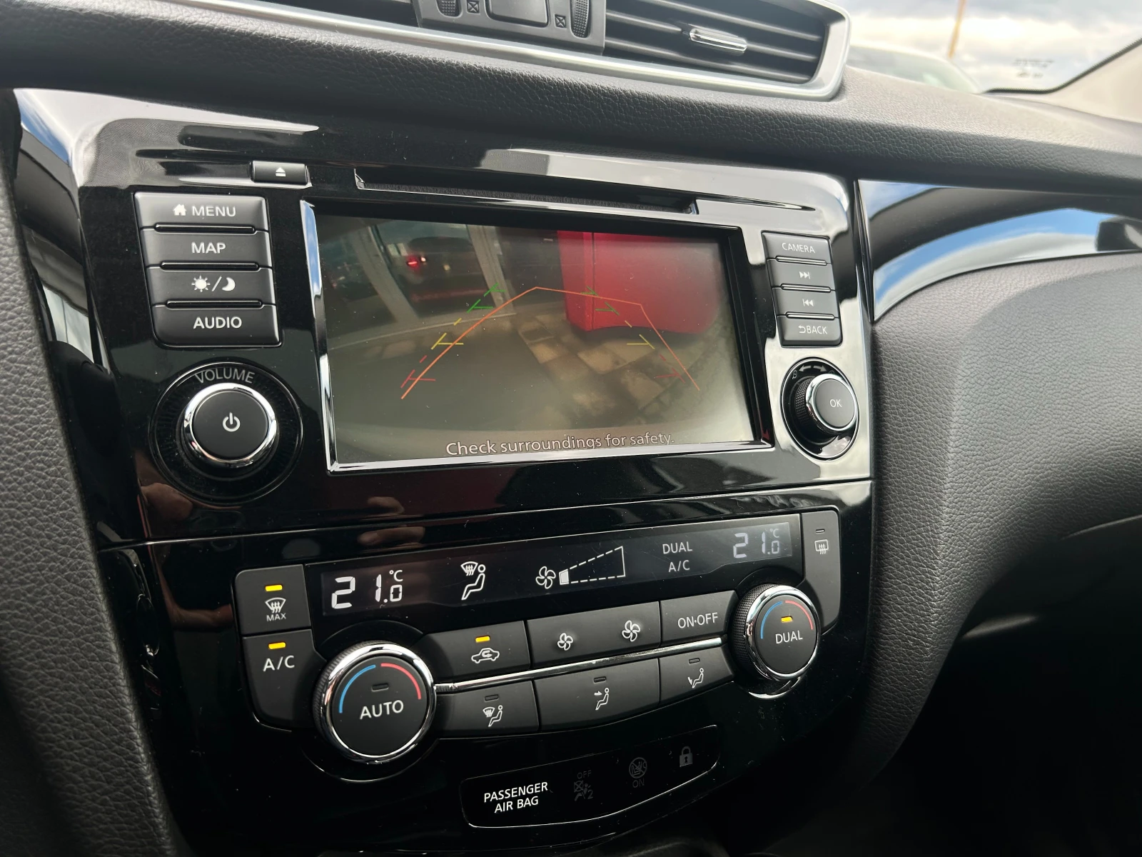 Nissan Qashqai 1.3 DIG-T Acenta Plus  - изображение 5