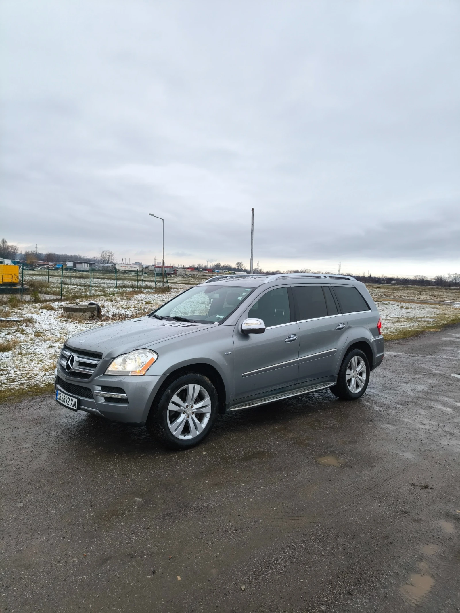 Mercedes-Benz GL 350  - изображение 2