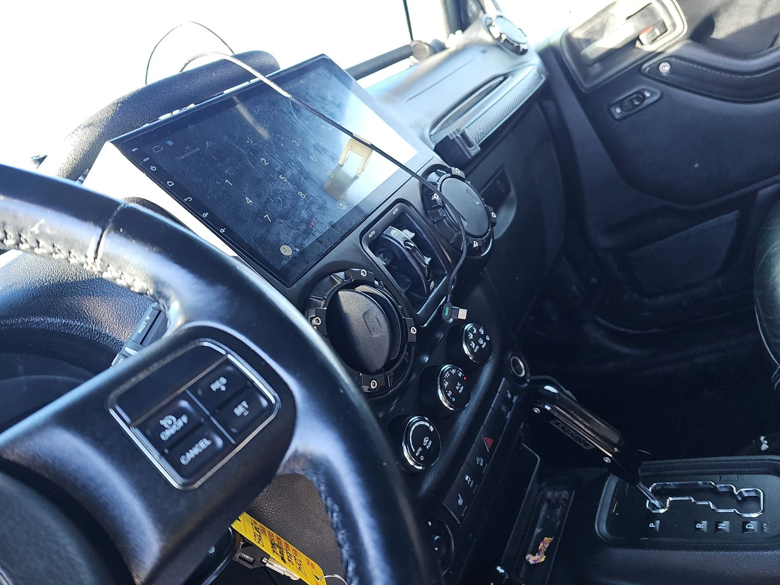 Jeep Wrangler Unlimited Rubicon, снимка 8 - Автомобили и джипове - 53877619