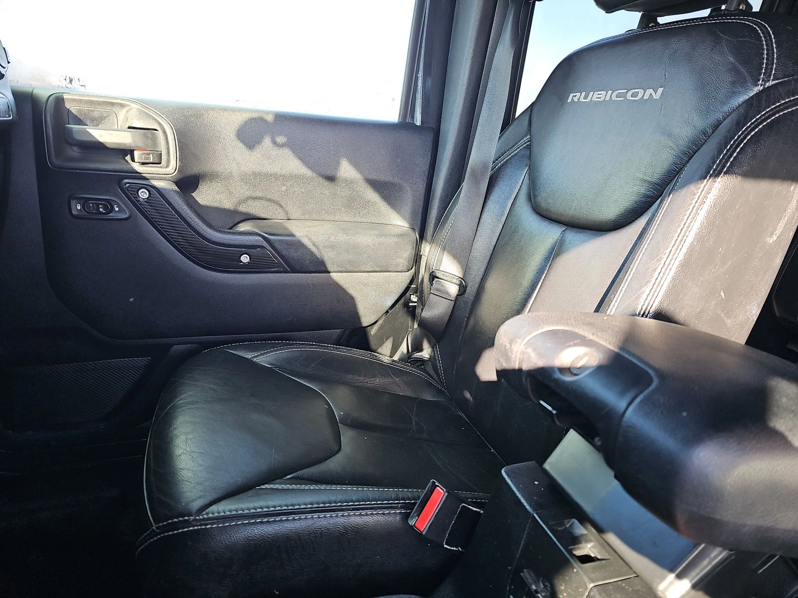 Jeep Wrangler Unlimited Rubicon, снимка 12 - Автомобили и джипове - 53877619