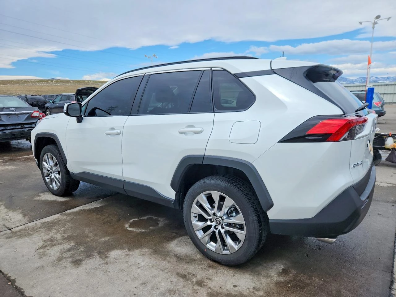 Toyota Rav4 2.5l Xle Premium, снимка 2 - Автомобили и джипове - 54914070