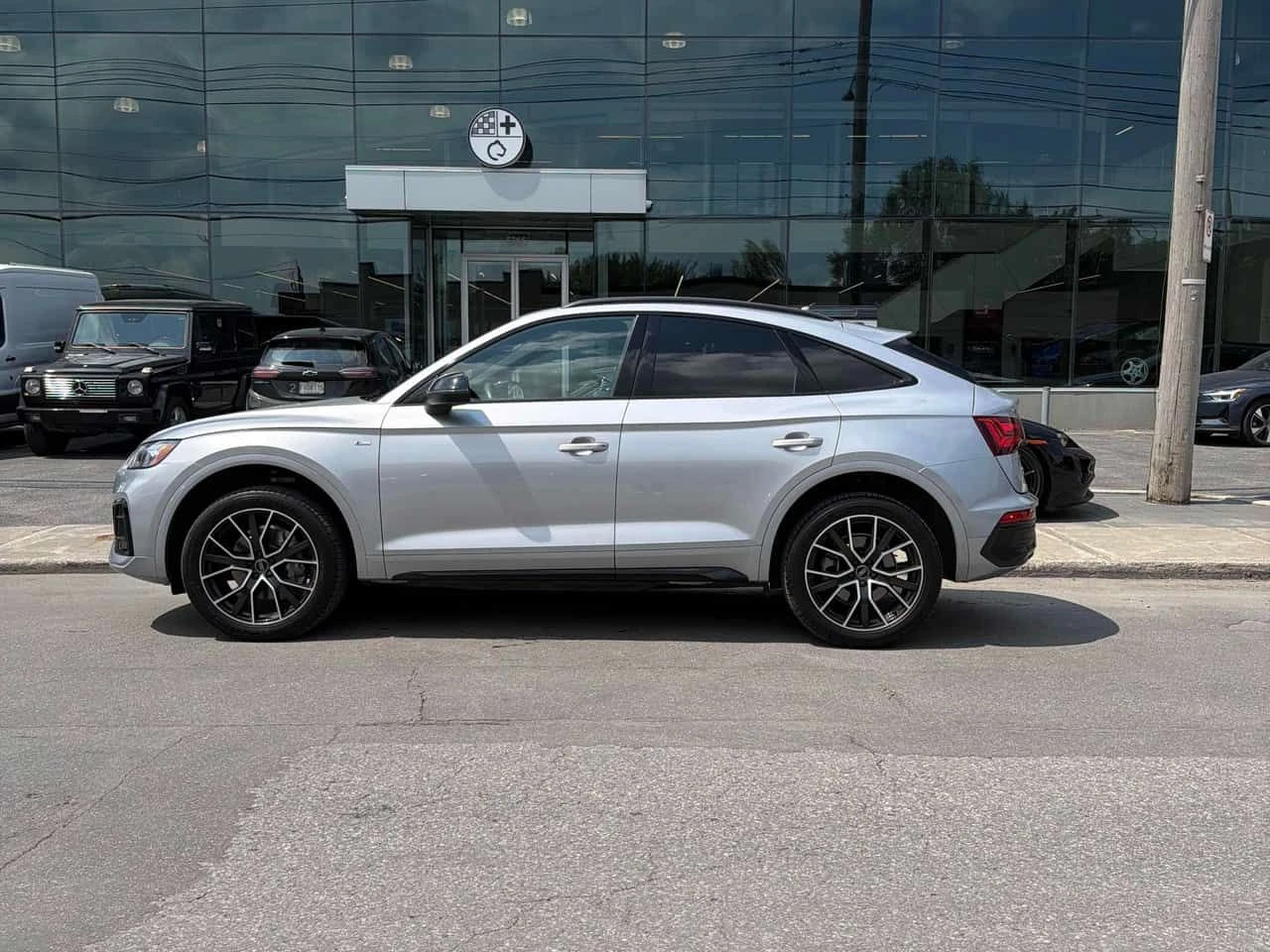 Audi Q5  Progressiv S-LINE / 360 / DISTRONIC / АВТОКРЕДИТ , снимка 2 - Автомобили и джипове - 55507850