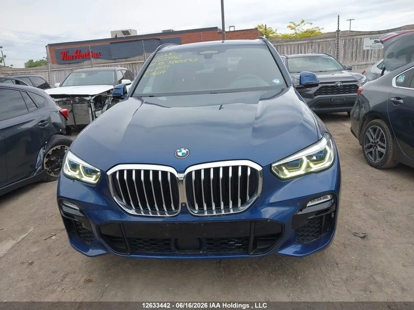 BMW X5 xDrive40i Автокредит Цена до България, снимка 2 - Автомобили и джипове - 55528144