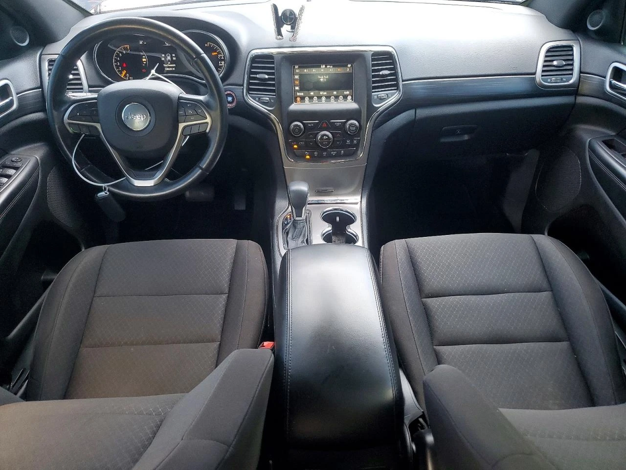 Jeep Grand cherokee 3.6l Laredo, снимка 8 - Автомобили и джипове - 55567027