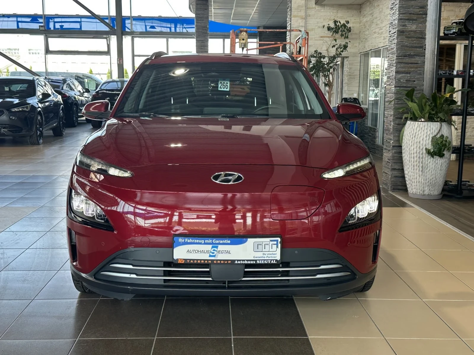 Hyundai Kona TREND* 64KW* SOH100%* ГАРАНЦИЯ, снимка 5 - Автомобили и джипове - 55930623