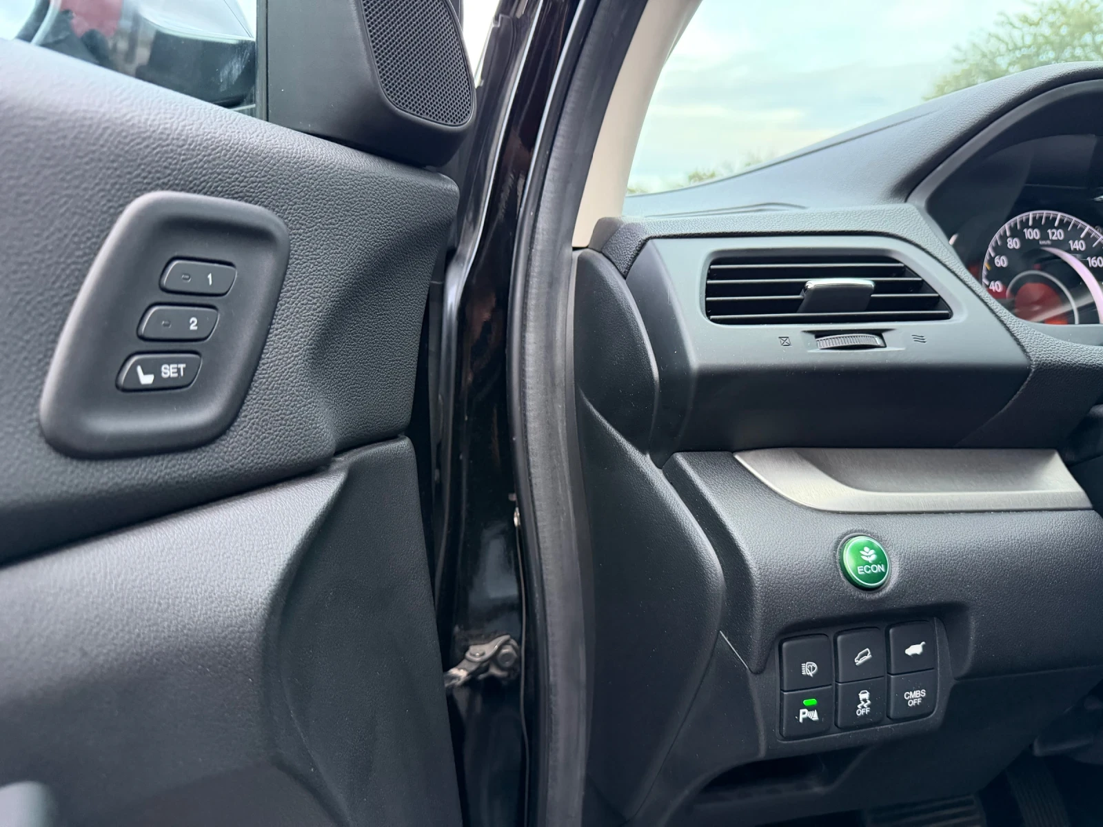 Honda Cr-v 2.2 i-DTEC Executive+ , снимка 11 - Автомобили и джипове - 56172410