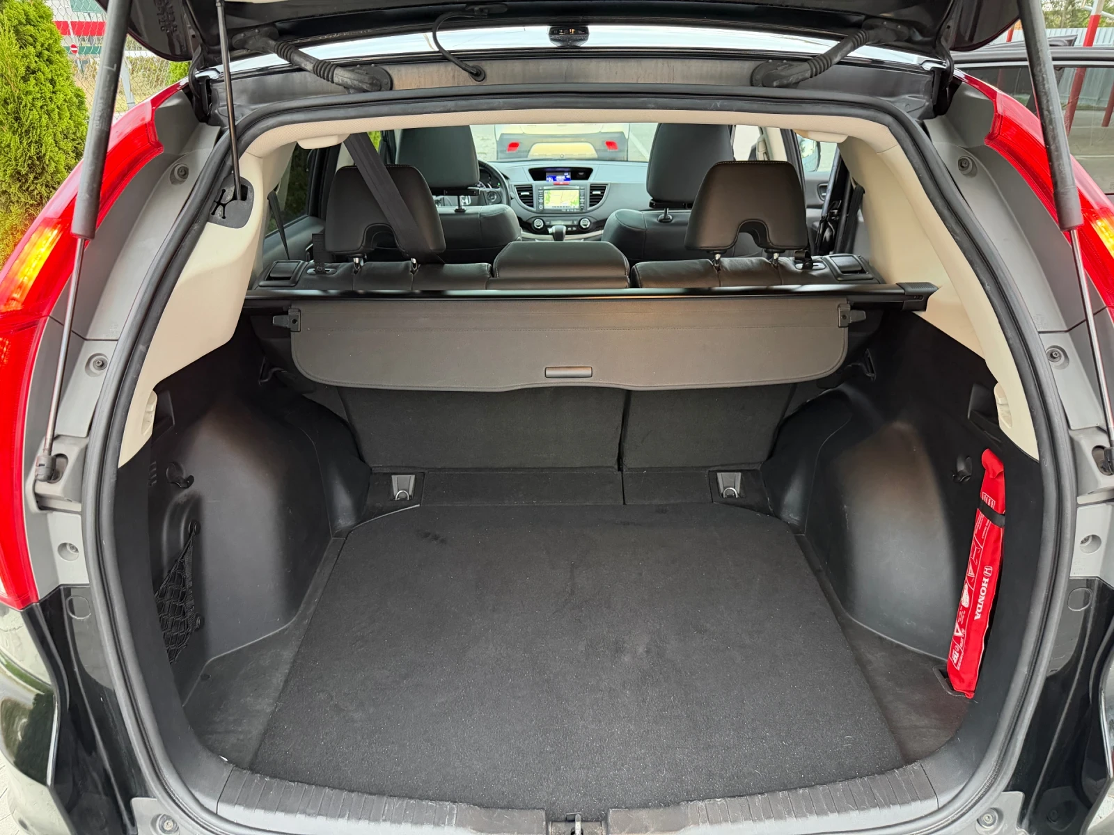 Honda Cr-v 2.2 i-DTEC Executive+ , снимка 14 - Автомобили и джипове - 56172410