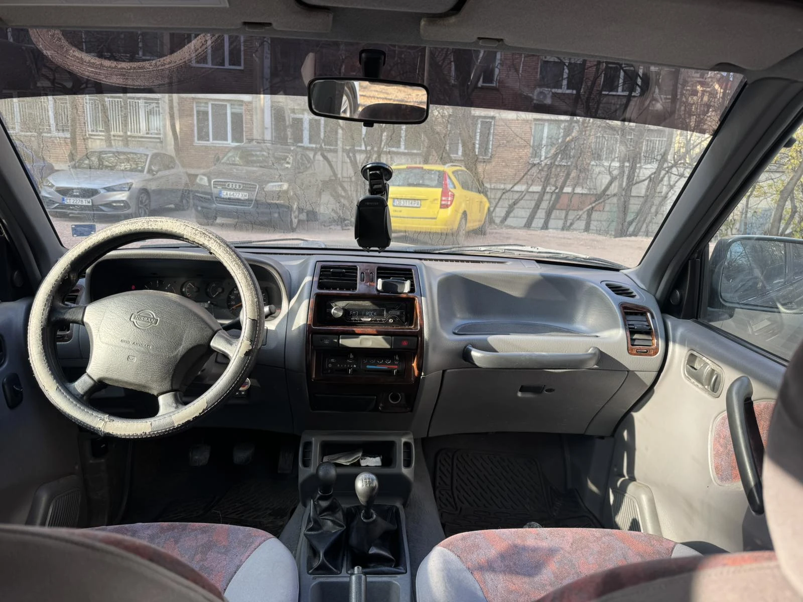 Nissan Terrano 2.7 , снимка 10 - Автомобили и джипове - 56391944