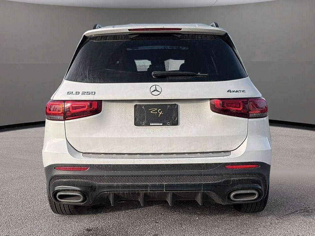 Mercedes-Benz GLB 250 4MATIC* DISTRONIC* 360КАМЕРИ* ПАНОРАМА* , снимка 5 - Автомобили и джипове - 56720046