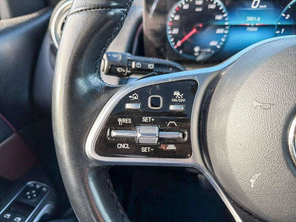 Mercedes-Benz GLB 250 4MATIC* DISTRONIC* 360КАМЕРИ* ПАНОРАМА* , снимка 9 - Автомобили и джипове - 56720046