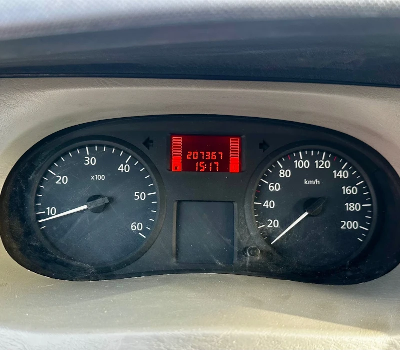 Renault Trafic 1.9dci 100к.с, снимка 10 - Бусове и автобуси - 52517802