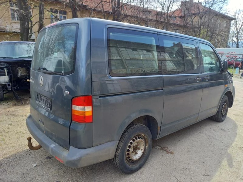 VW T5 1.9 tdi 105 ps, снимка 9 - Бусове и автобуси - 32572893