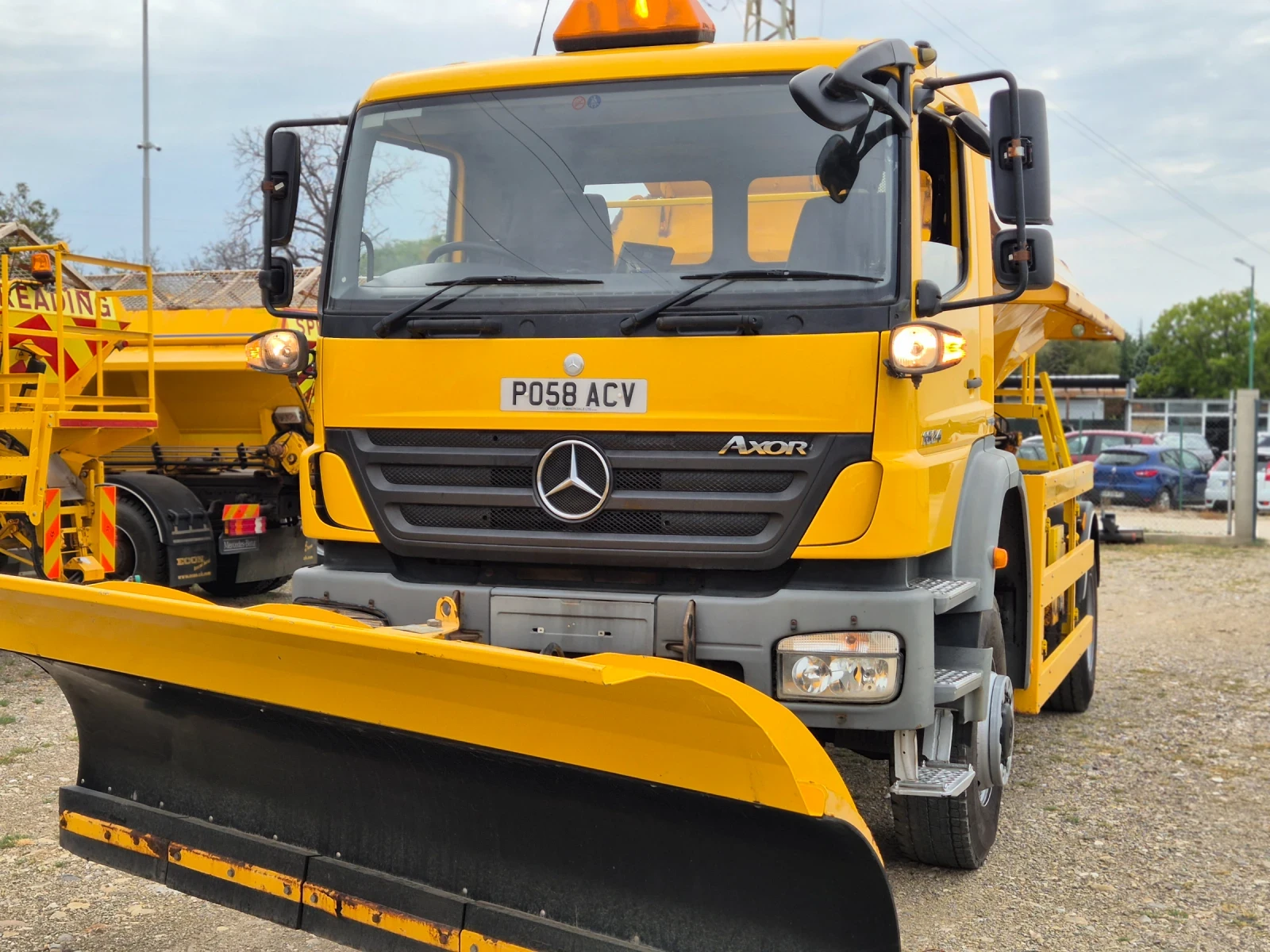 Mercedes-Benz 1824  44 | Mobile.bg   1