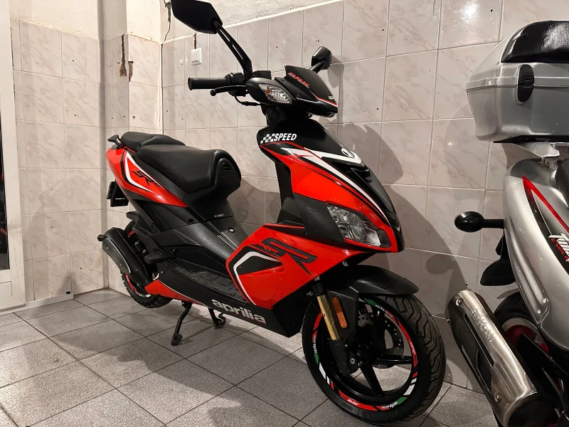 Aprilia Sr 50, снимка 4 - Мотоциклети и мототехника - 49426102