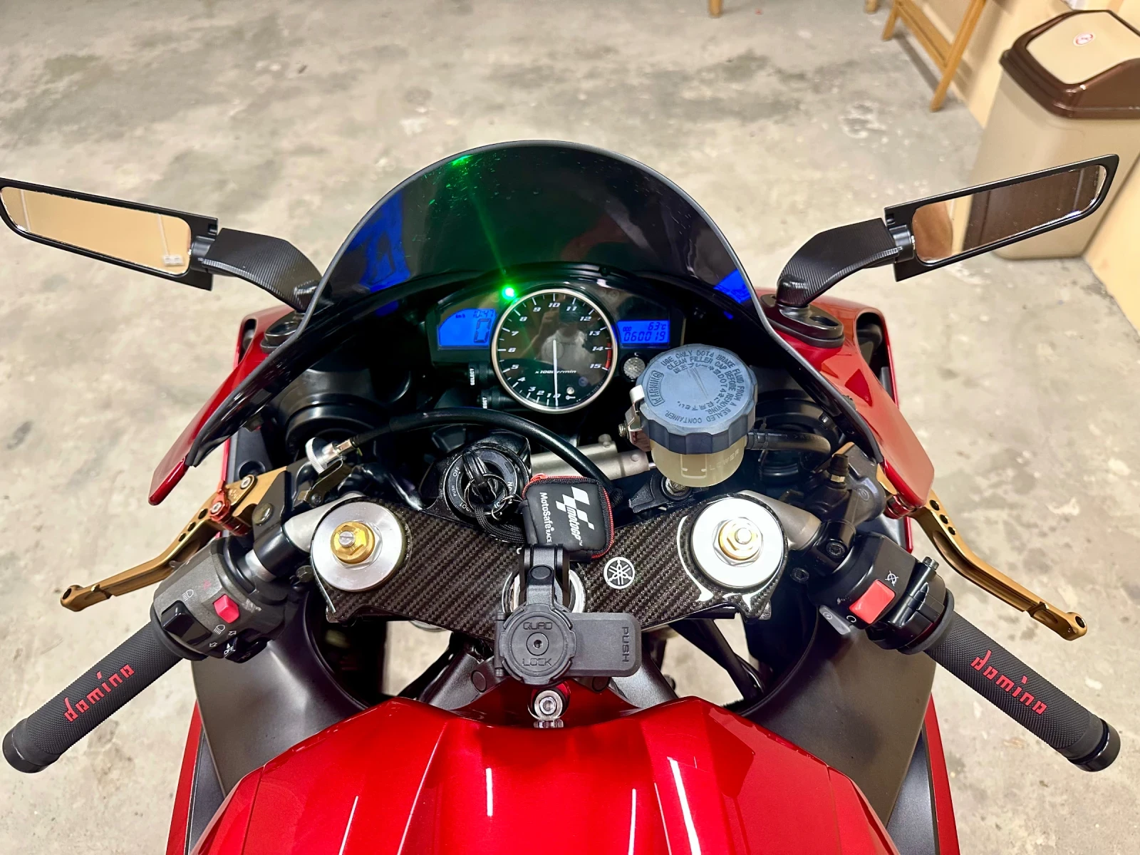 Yamaha YZF-R1  - изображение 8