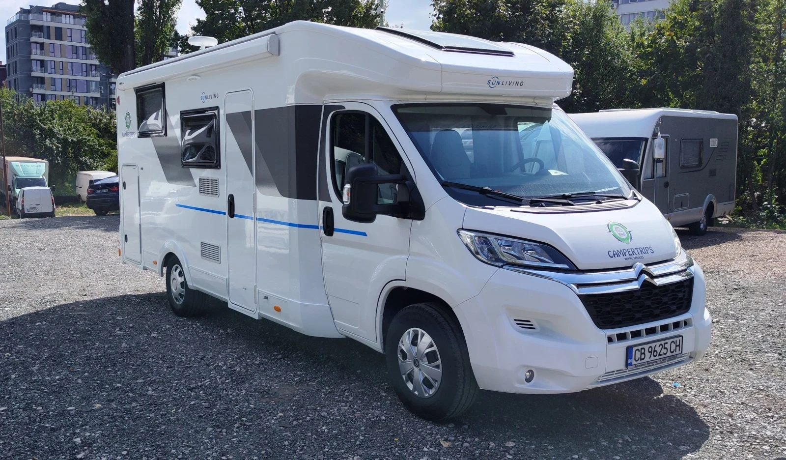 Кемпер Adria Sun Living S70SL - изображение 2