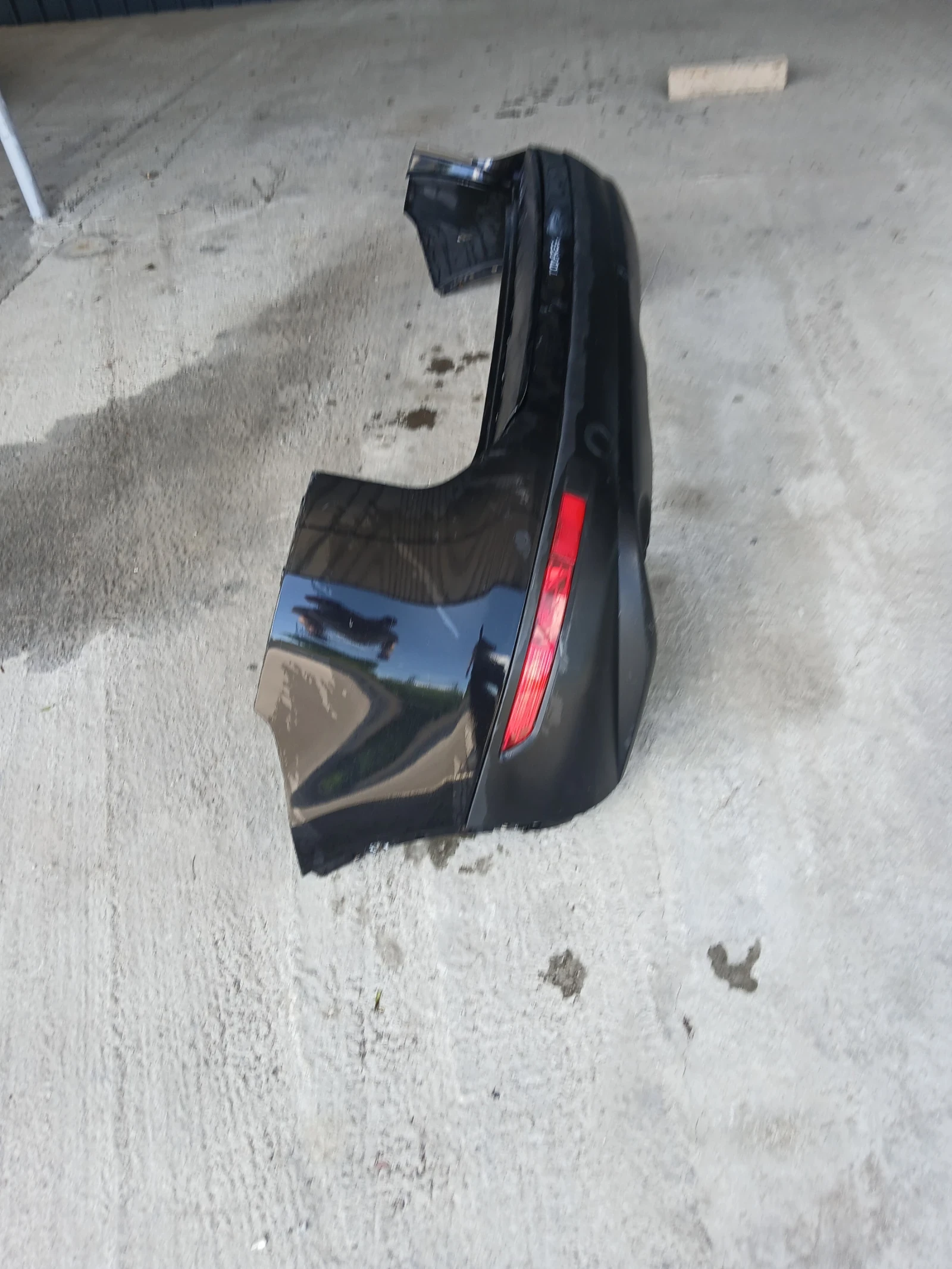 Броня задна Vw Touareg 2012г, снимка 3 - Части - 54711393