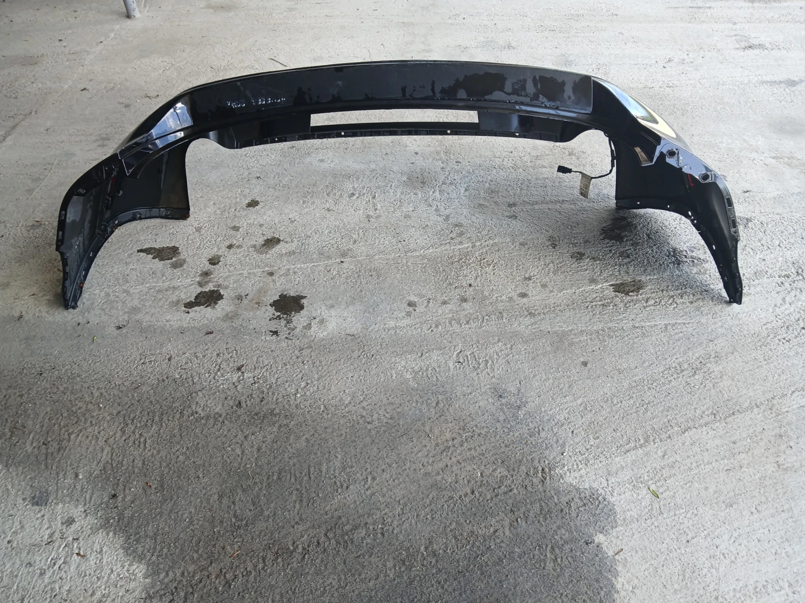 Броня задна Vw Touareg 2012г, снимка 5 - Части - 54711393
