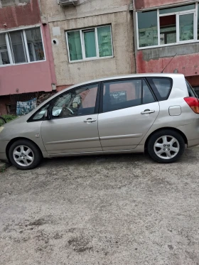 Toyota Corolla verso, снимка 2