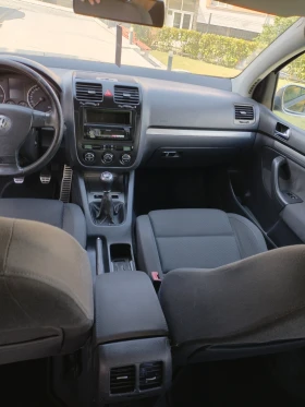 Обява за продажба на VW Golf 1.9 TDI 105HP 2чифта джанти ESP Климатроник  ~5 999 лв. - изображение 11