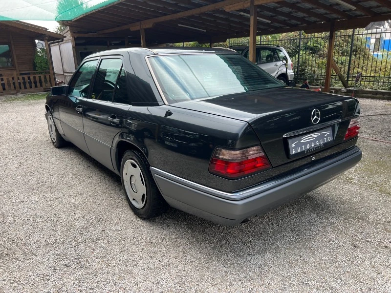 Mercedes-Benz E 200 УНИКАТ, нов внос Германия, снимка 7 - Автомобили и джипове - 42262271