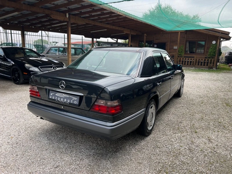 Mercedes-Benz E 200 УНИКАТ, нов внос Германия, снимка 10 - Автомобили и джипове - 42262271