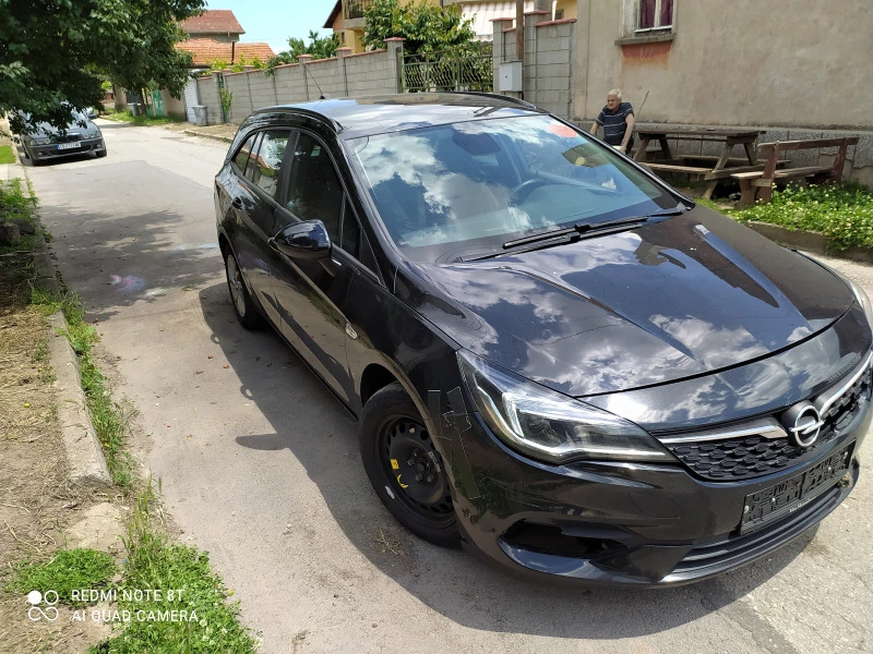 Opel Astra 1.2, снимка 1 - Автомобили и джипове - 46137085