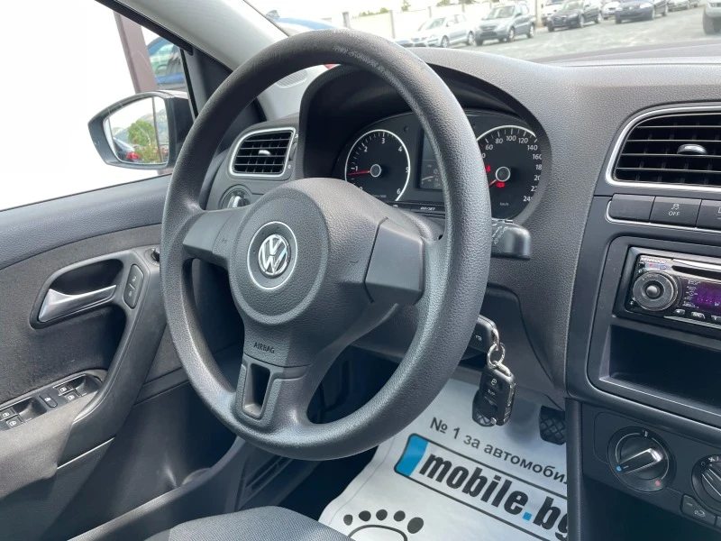 VW Polo 1.6TDI-90k.c., снимка 9 - Автомобили и джипове - 46438452