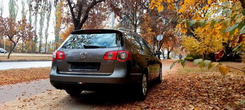 VW Passat 2.0 TDI 168606 km Нов внос Italiya, снимка 10 - Автомобили и джипове - 47780117