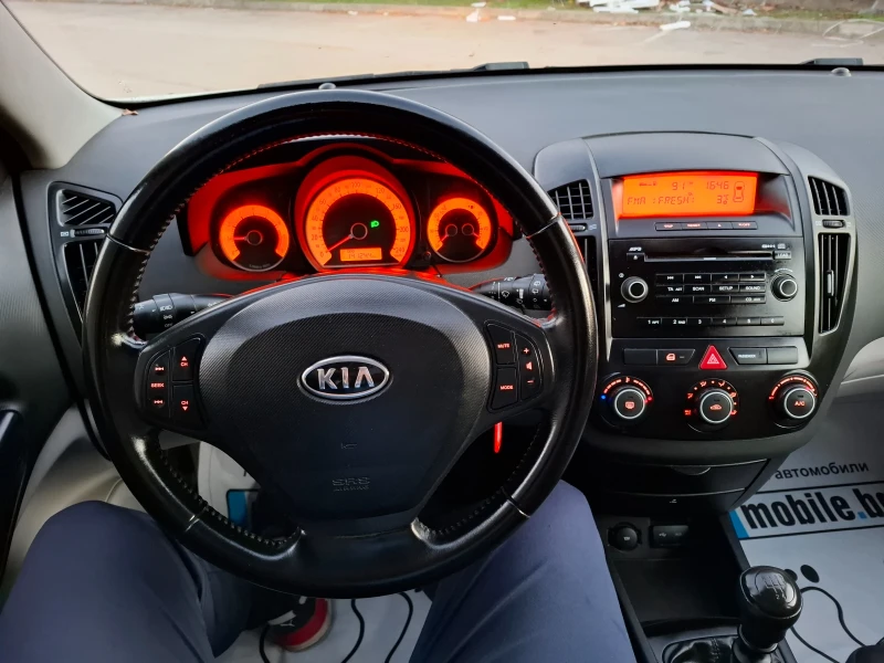 Kia Ceed 1.4i * КЛИМАТИК * EURO 4 * , снимка 15 - Автомобили и джипове - 48090049