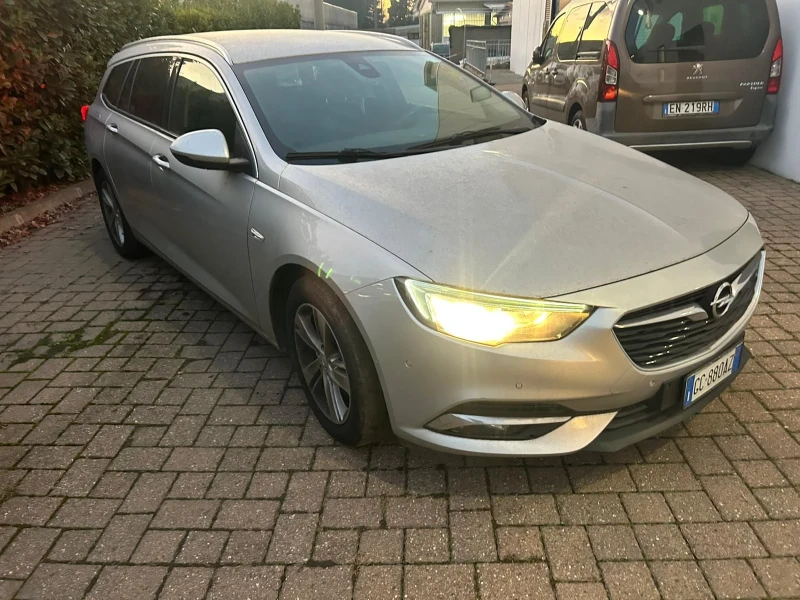 Opel Insignia 2.0d Автоматик, снимка 2 - Автомобили и джипове - 48677218