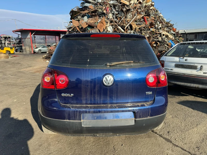 VW Golf 1.9, снимка 3 - Автомобили и джипове - 48771330