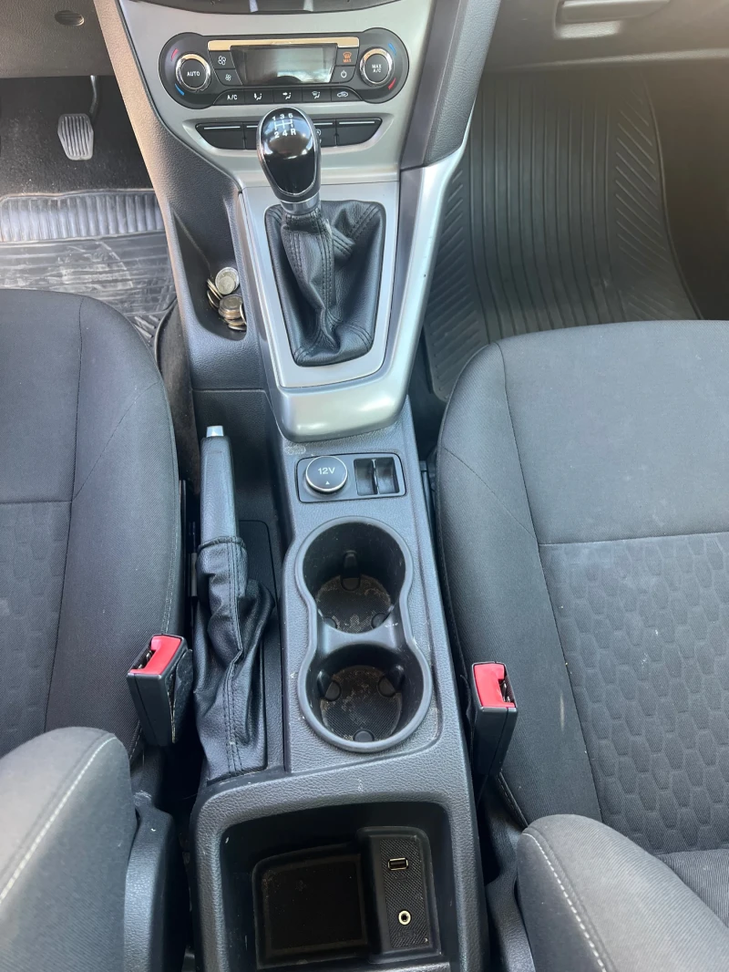 Ford Focus, снимка 8 - Автомобили и джипове - 50246305