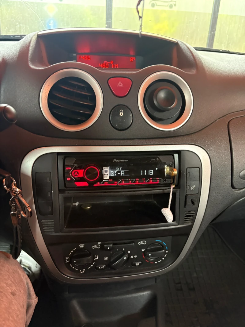 Citroen C2, снимка 8 - Автомобили и джипове - 52338947