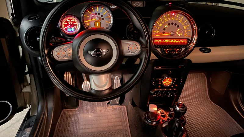 Mini Cooper s, снимка 8 - Автомобили и джипове - 53004321