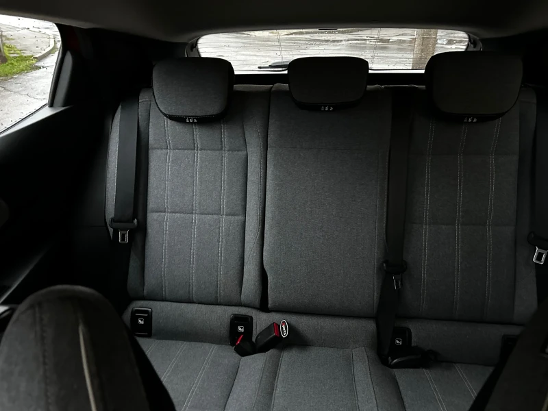 Renault Megane E-tech 60 kW Supercharger 220 Hp, снимка 8 - Автомобили и джипове - 53056321