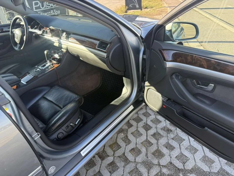 Audi A8, снимка 3 - Автомобили и джипове - 53484572