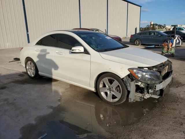 Mercedes-Benz CLA 250 4MATIC* Apple CarPlay* Keyless* Налична броня, снимка 4 - Автомобили и джипове - 48658333