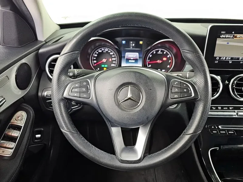 Mercedes-Benz C 200 Avantgarde, снимка 13 - Автомобили и джипове - 56020649