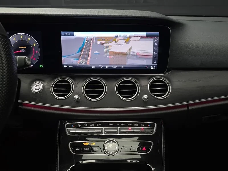 Mercedes-Benz E 300 САМО 30% АВАНС, снимка 14 - Автомобили и джипове - 56266606