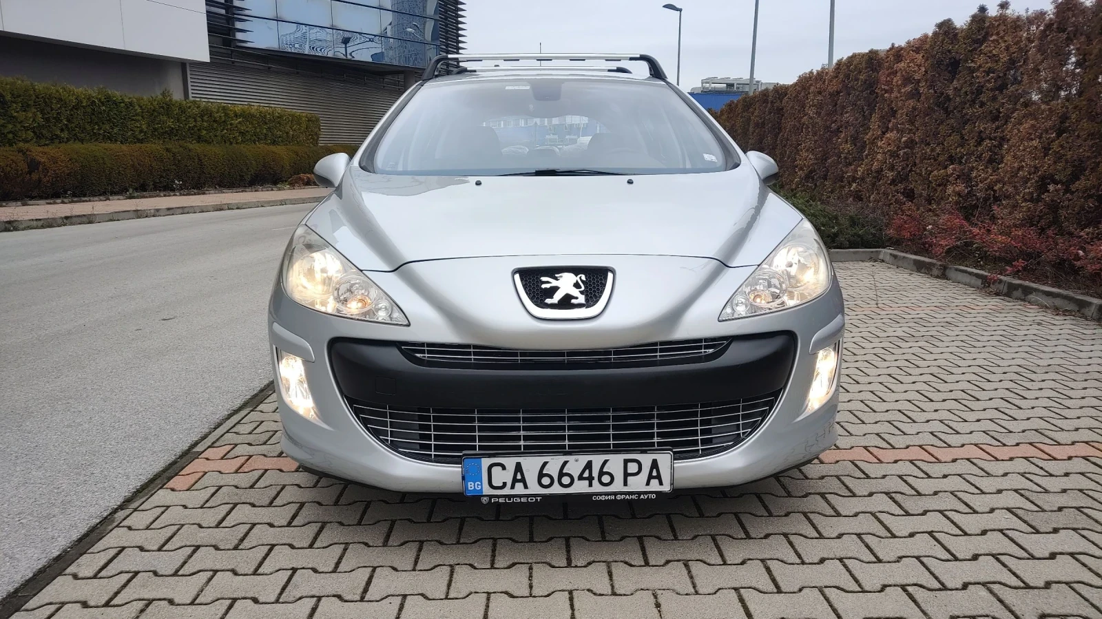 Peugeot 308 1.6 16V 118hp 1 собственик  - изображение 2