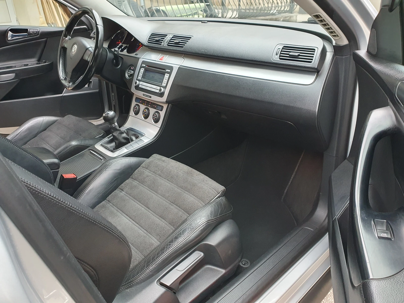 VW Passat 2.0TDI-170k.s. | Mobile.bg — изображение 12