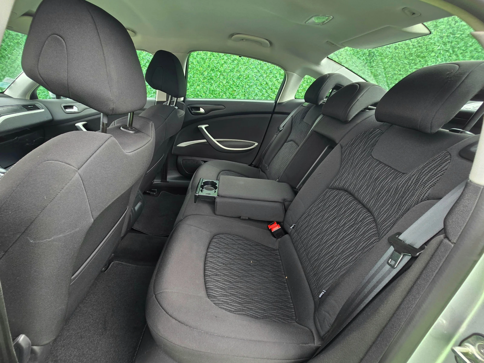 Citroen C5 1.6HDI* 114кс* AUTOMATIC* 132000км - изображение 10
