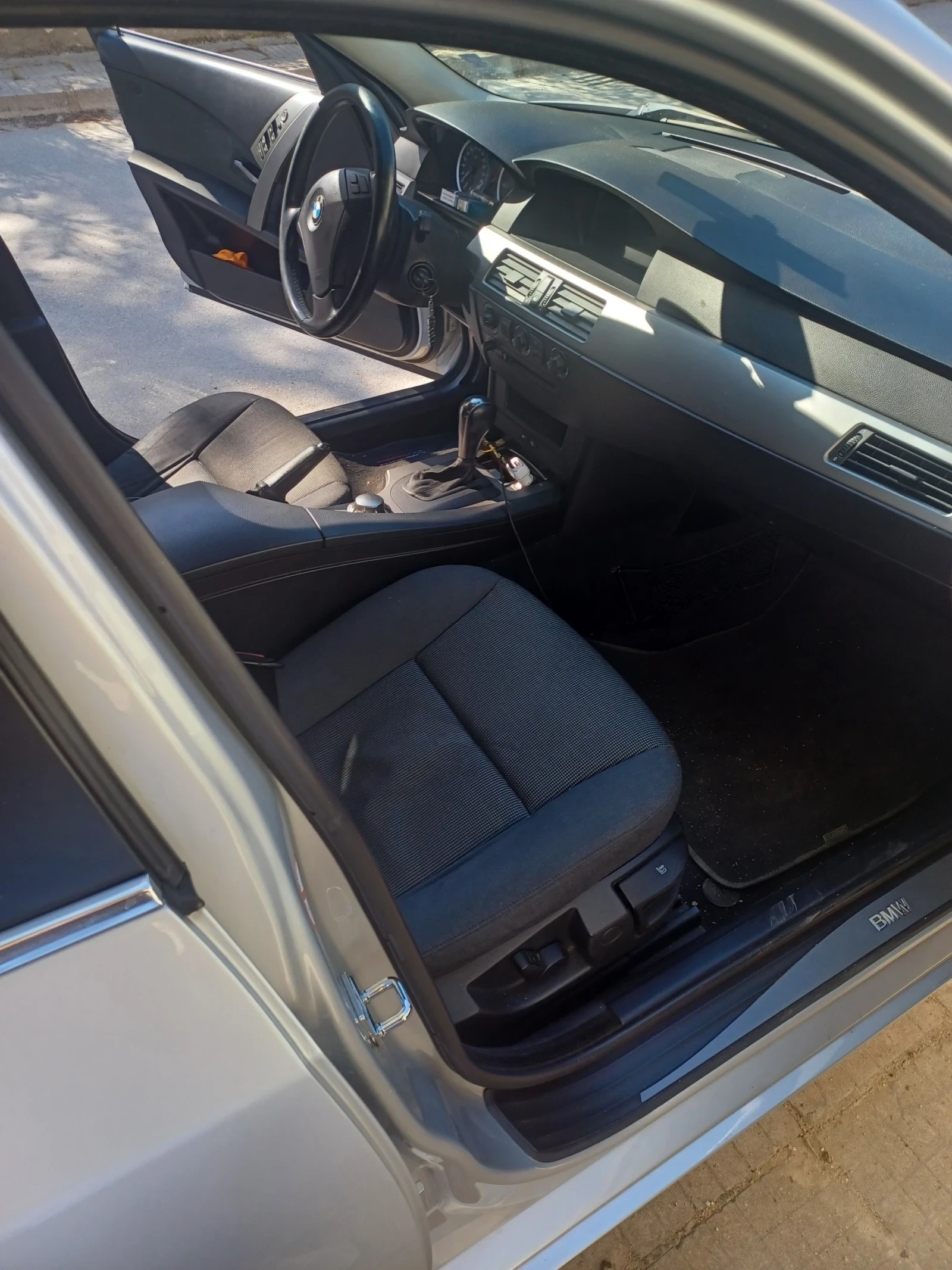 BMW 525 E60 - изображение 2