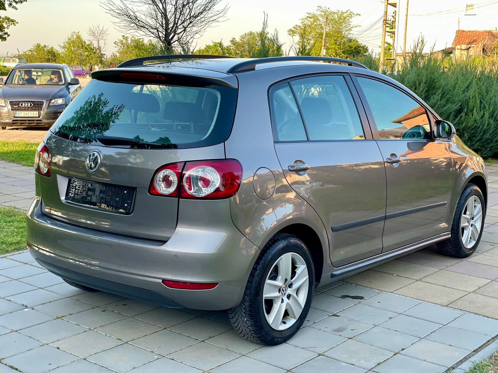 VW Golf Plus 1.4I* 80к.с-2010год.* 138000км - изображение 5
