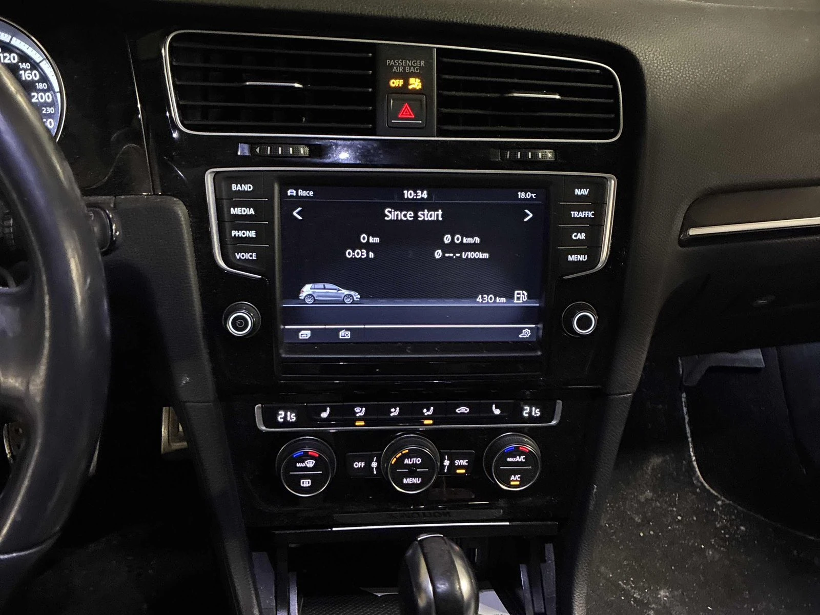 VW Golf Очакван внос ! Golf R , снимка 8 - Автомобили и джипове - 53894072