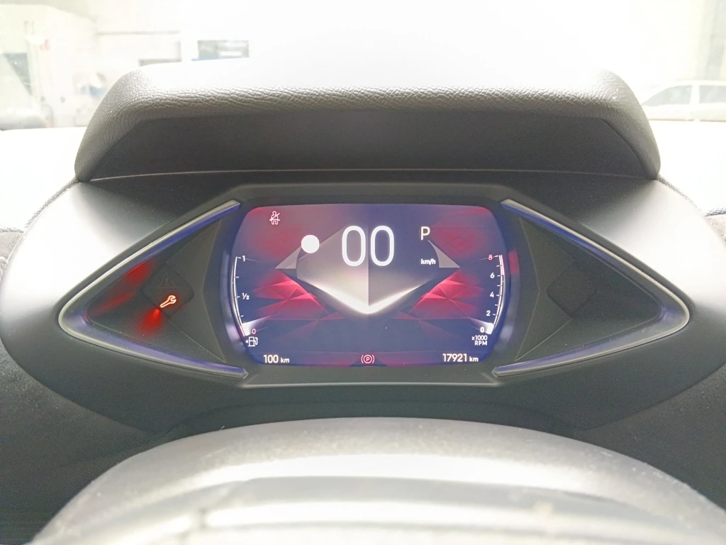 DS DS 3 1.2i Performance Line, снимка 7 - Автомобили и джипове - 54190464